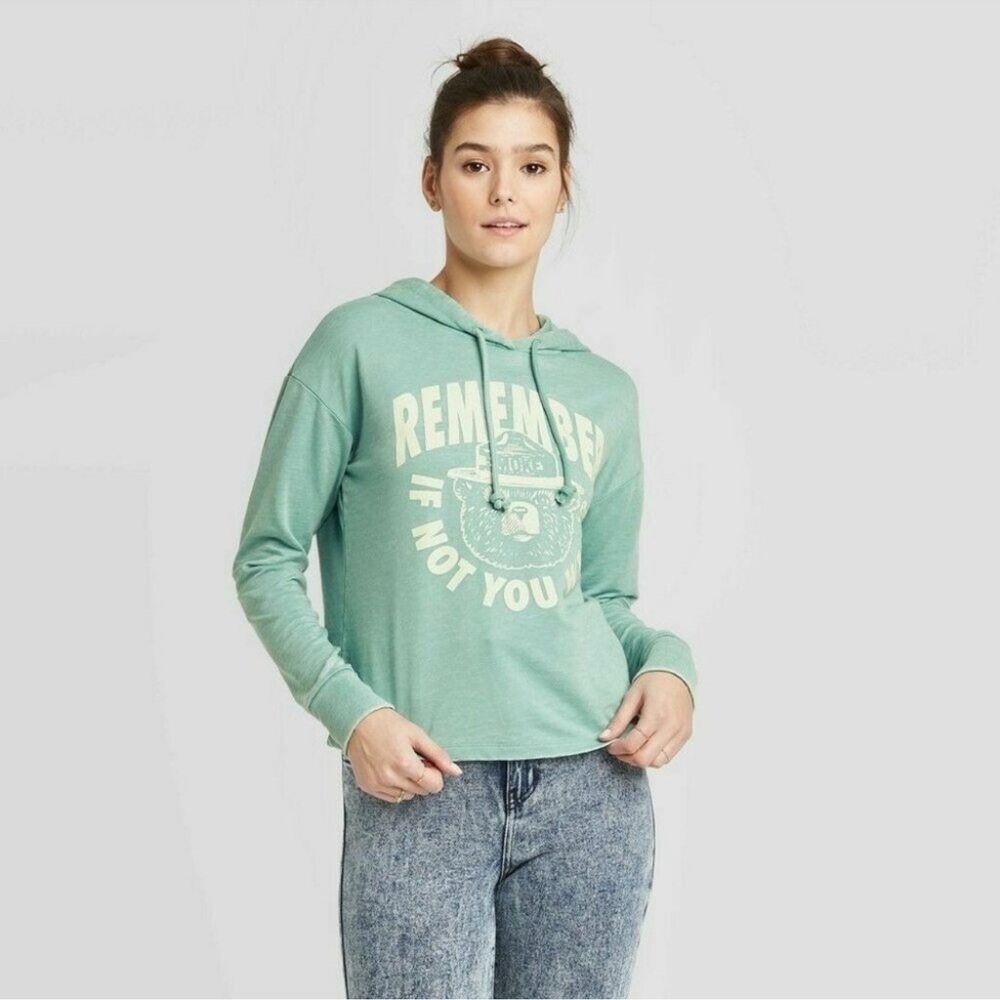 Urban Outfitters Smokey the Bear Sweatshirt Hoodie Long Sleeve size Medium